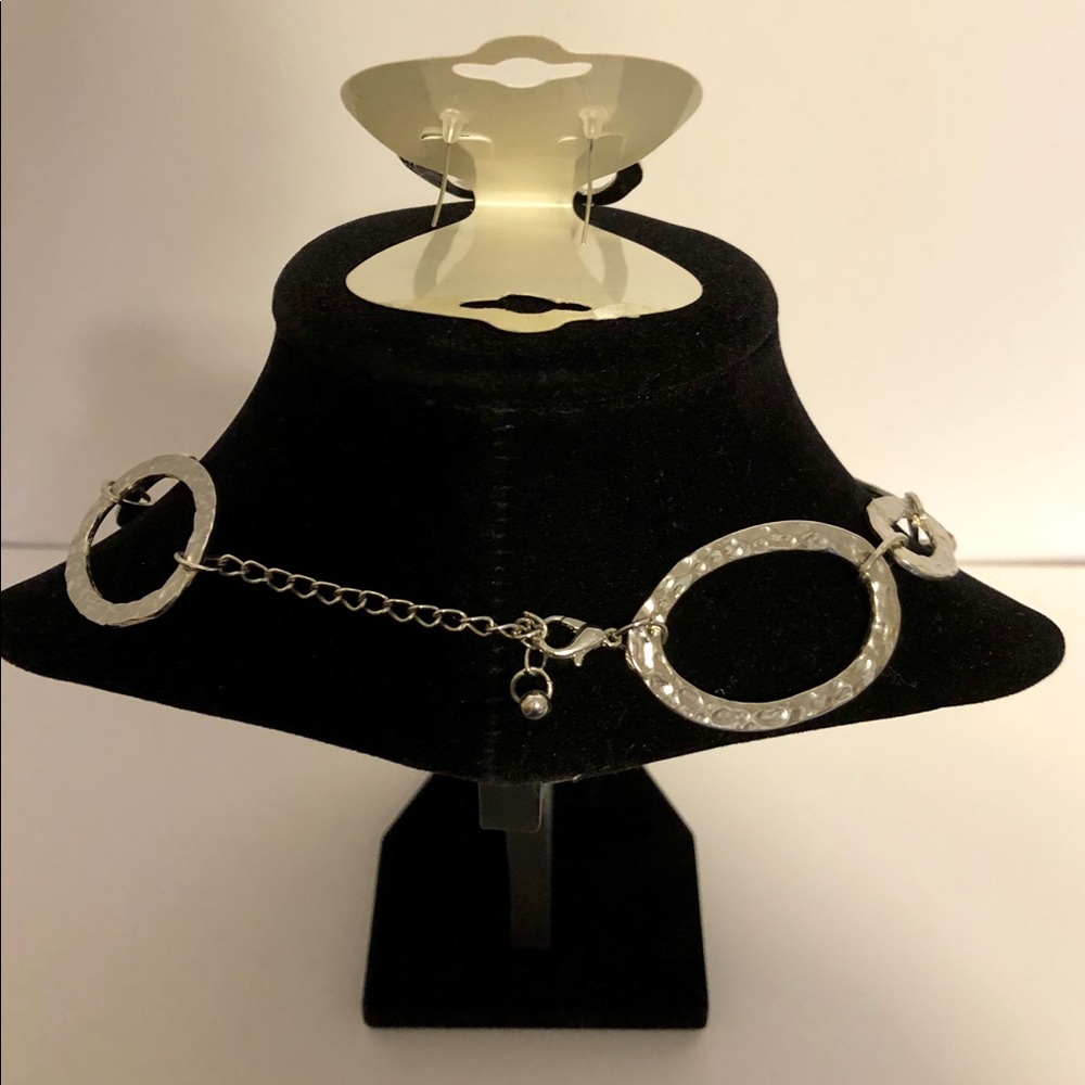Silver Necklace & Earring Set - Picture 4 of 8